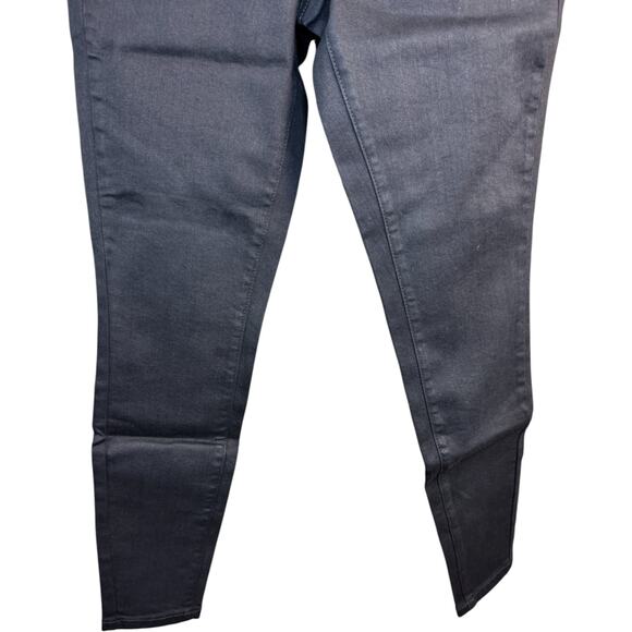 Girl With Curves Regular High Waisted Skinny Jean Black Size 2 Pockets NWT - Picture 3 of 10